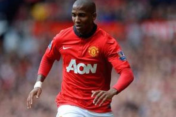 Gelandang Manchester United, Ashley Young