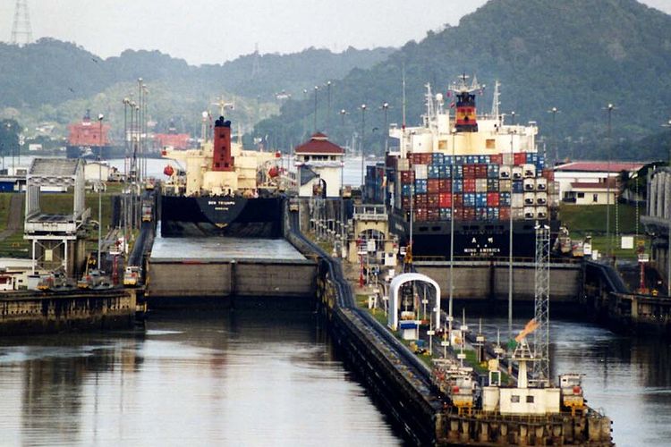 Terusan Panama Mengering Imbas El Nino, Slot Kapal Lewat Jadi Langka