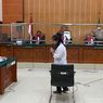 Bacakan Pleidoi Sambil Menangis, Linda Pujiastuti: Maafkan Mama...