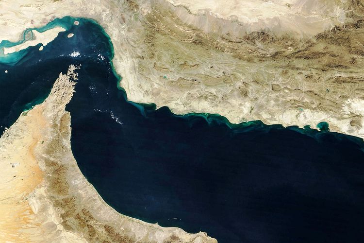 UEA Kecam Iran yang Memperluas Blokade Selat Hormuz ke Wilayahnya