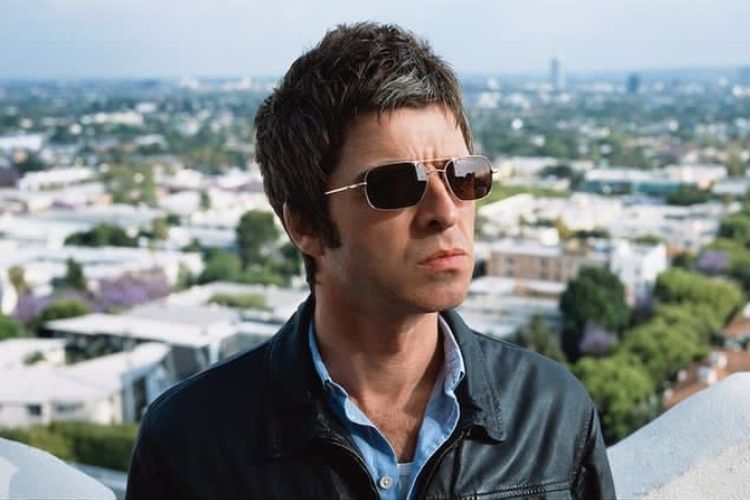 Noel Gallager Vokalis Noel Gallagher?s High Flying