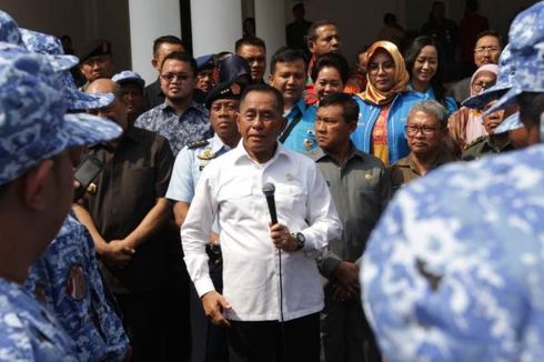 Menhan Tak Tutup Kemungkinan Ormas Radikal Diajak Bela Negara