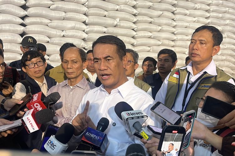 Amran Umumkan Stok Beras Bulog Capai 5 Juta Ton, Tertinggi Sepanjang Sejarah