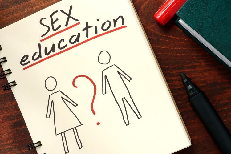 Ilustrasi pendidikan seks (sex education)