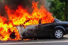 [POPULER NUSANTARA] Mobil Terbakar Saat Isi BBM di SPBU | ATM di Dalam Minimarket Dibobol Pencuri
