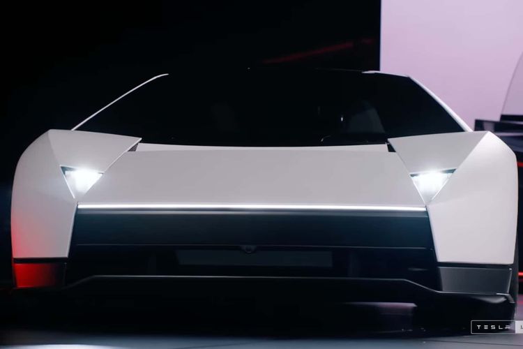 Tesla Buka Reservasi Roadster, Tanpa Jaminan Waktu Pengiriman