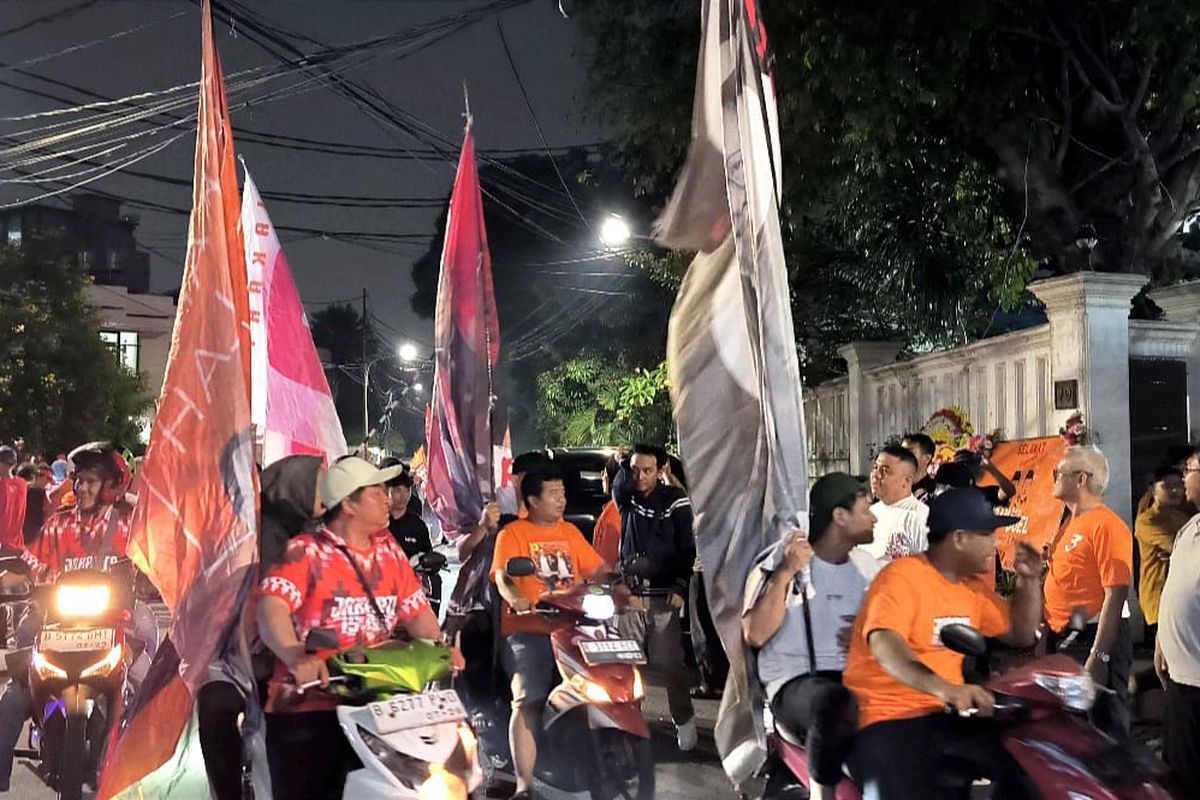 Pendukung Pramono-Rano Datangi Rumah Pemenangan, Rayakan Kemenangan Pilkada Jakarta