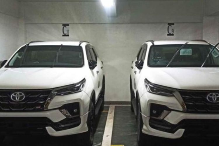 Fortuner GR Sport diskon 