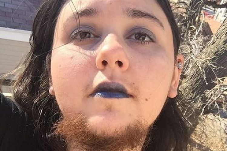 Klyde Warren, seorang gadis asal <a href='https://manado.tribunnews.com/tag/nebraska' title='Nebraska'>Nebraska</a>, <a href='https://manado.tribunnews.com/tag/amerika-serikat' title='Amerika Serikat'>Amerika Serikat</a> (AS), yang mempunyai jenggot sejak usia 15 tahun.