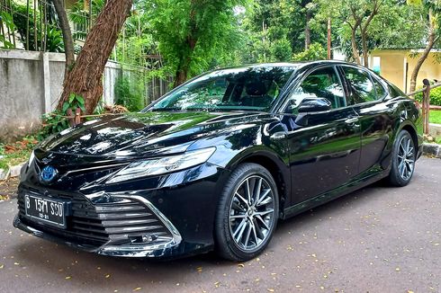 Bahas Interior Toyota Camry Hybrid, Mewah dan Berkelas