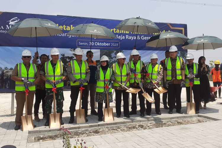 Ciputra Bangun Masjid Dan Gereja Di Citra Maja Raya, Investasikan Rp 20 ...