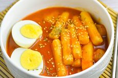 4 Cara Membuat Tteokbokki Kenyal dan Tidak Keras, Campur 2 Jenis Tepung