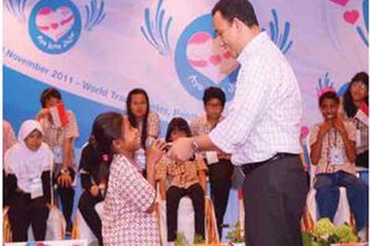 Suasana gembira saat diskusi tentang kejujuran bersama Pak Anies Baswedan.