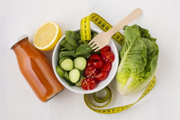 Ilustrasi vitamin dalam makanan untuk menurunkan berat badan.