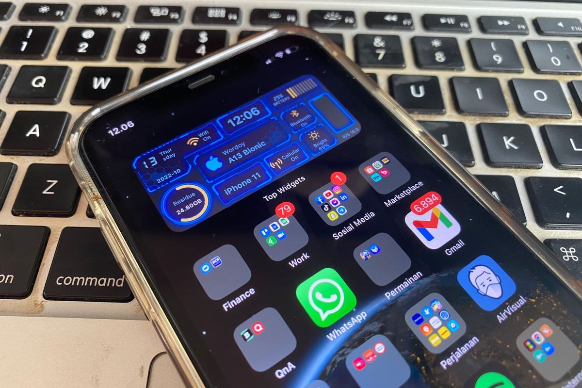 Widget iPhone keren yang bisa diunduh dan dibuat sendiri lewat aplikasi Top Widget.