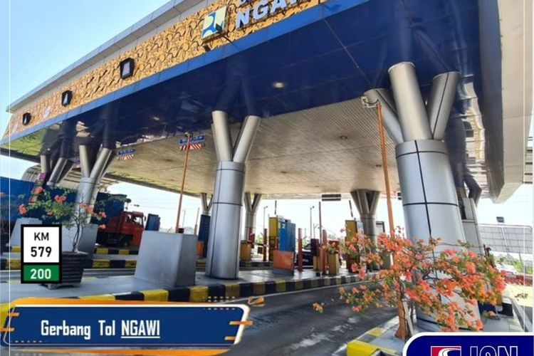 Gerbang Tol Ngawi.