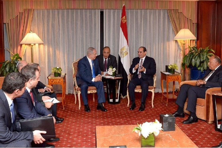 PM Israel Benyamin Netanyahu dan Presiden Mesir Abdel Fattah al-Sisi bertemu di sela-sela sidang umum PBB di New York.