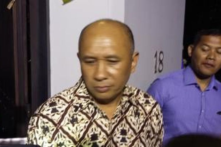 Kepala Staf Presiden Teten Masduki di kediaman Seskab Pramono Anung,
Jakarta Selatan, Rabu (6/1/2016).
