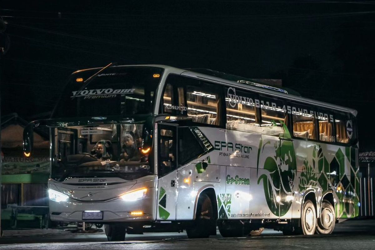 Bus baru PO EPA Star pakai sasis tronton