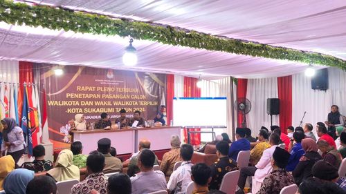 KPU Tetapkan Ayep Zaki-Bobby Maulana sebagai Wali Kota dan Wakil Wali Kota Sukabumi