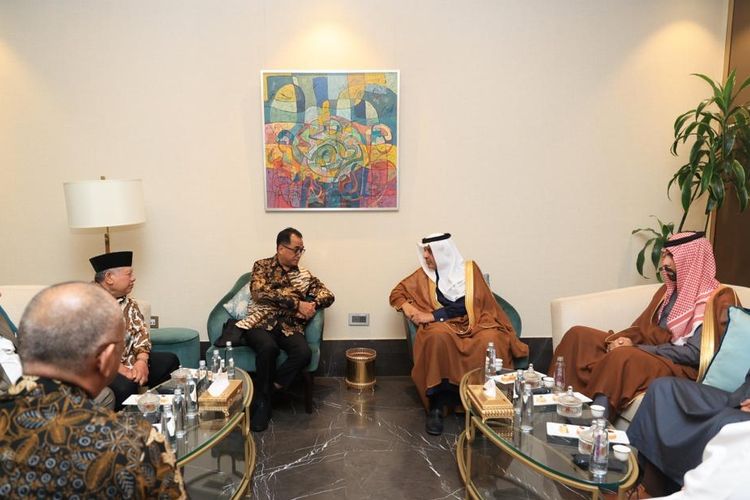 Menteri Perhubungan Budi Karya Sumadi melakukan kunjungan kerja ke Arab Saudi Minggu (18/12/2022)