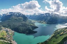 Tangga Melayang di Norwegia Tawarkan Sensasi Menegangkan