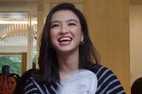 Tampil Tak Biasa di Abu Dhabi, Raline Shah Curi Perhatian