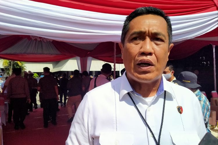 Dirreskrimum Polda Jateng, Kombes Djuhandhani Rahardjo Puro usai Apel Gelar Pasukan Operasi Kepolisian Terpusat Lilin Candi 2021 digelar di Jalan Pahlawan, Kota Semarang, Jawa Tengah, Kamis (23/12/2021)