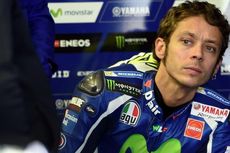 Berlibur ke Labuan Bajo, Valentino Rossi Menginap di Kapal