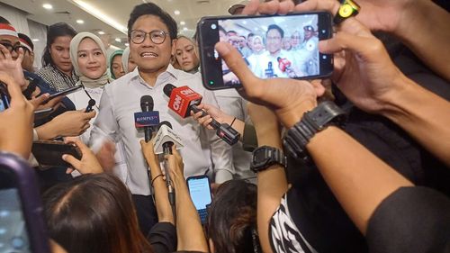 Cak Imin Terhimpit Lautan Massa di JIS, Minta Polisi Buka Semua Pintu