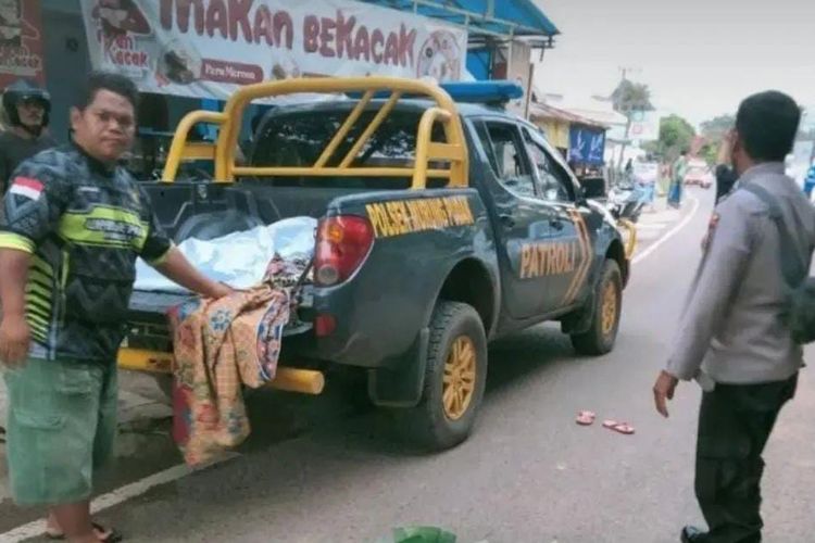 Bocah 6 tahun tewas tertabrak mini bus yang melintas di Jalan Pandan Arum, Murung Pudak, Tabalong, Kalsel. 