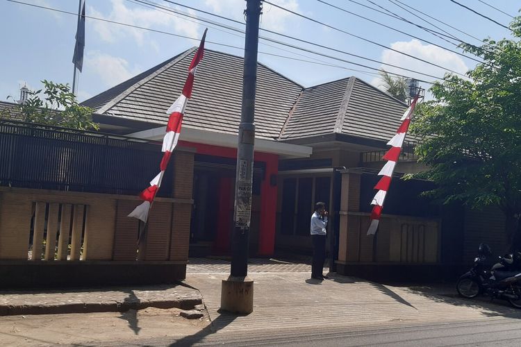 Rumah milik eks Kakorlantas Polri Djoko Susilo yang diserahkan KPK kepada Kemenkumham untuk dimanfaatkan sebagai Kantor Rupbasan Solo. Penyerahkan dilakukan di Graha Kusuma Manahan, Solo, Jawa Tengah, Senin (24/8/2020).