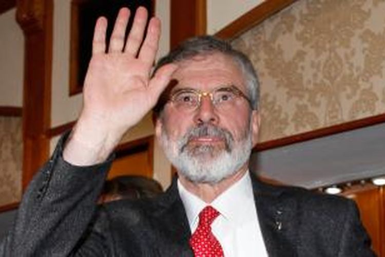 Pemimpin partai Sinn Fein di Irlandia Utara, Gerry Adams. Gambar diambil pada Minggu (4/5/2014). Dia ditangkap kepolisian Irlandia Utara terkait kasus penculikan dan pembunuhan yang terjadi pada 1972.