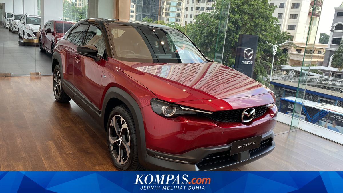 Mazda MX-30 Hadapi Tantangan di Pasar Mobil Listrik Indonesia