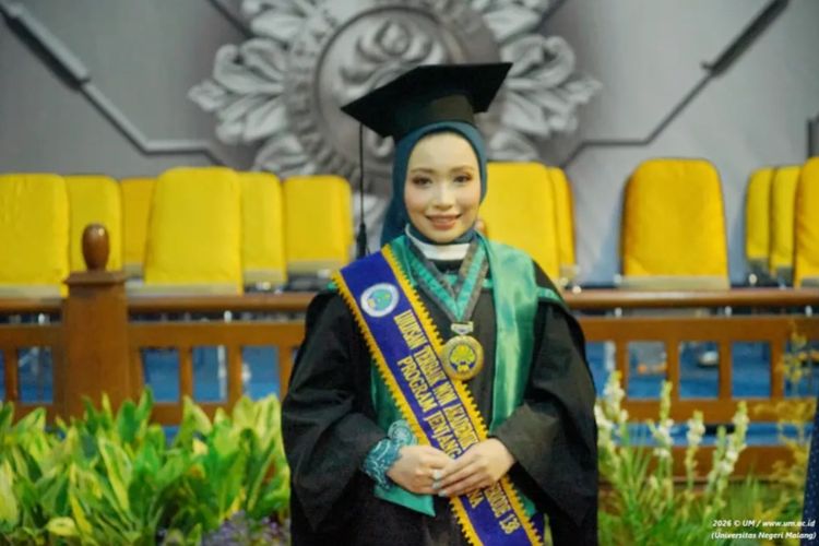 Kisah Shefira, Lulus Pendidikan Matematika UM dalam 7 Semester dan Raih 3 Medali Internasional