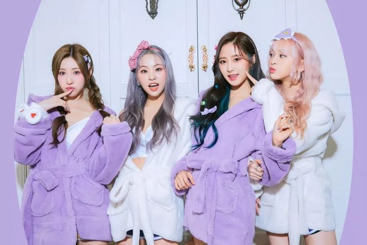 Girl group LUNARSOLAR memutuskan bubar, hampir dua tahun setelah debut pada 2019.