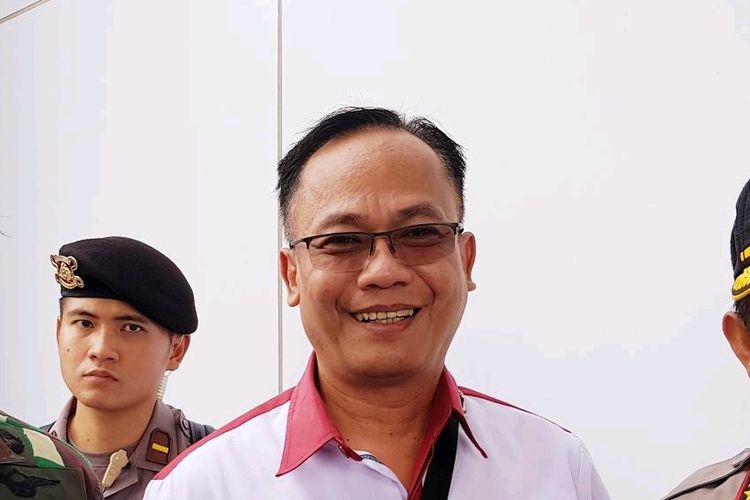 Tersangka penyuap Rektor Unila memamerkan foto bersama dengan Kapolri Jenderal Tito Karnavian dan Panglima TNI Marsekal Hadi Tjahjanto sekitar tiga tahun lalu di akun LinkedIn miliknya.