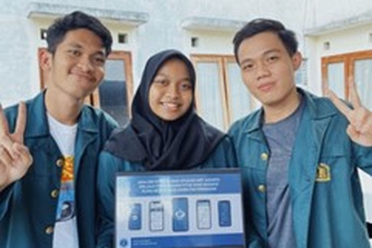 Tiga mahasiswa Program Studi Teknik Sipil Institut Teknologi Bandung, yaitu RDA Besya Fairdian, Ammar Asyraf, dan Bram Sandika Tarigan yang tergabung dalam Tim Kuya Kuyi Nekat ITB, berhasil menyabet juara kedua pada Civil National Expo 2022 yang diselenggarakan oleh Universitas Tarumanagara.