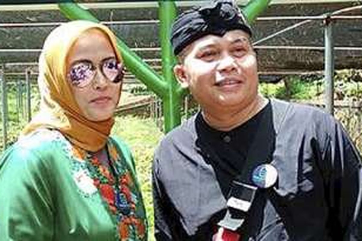 Denny Chandra (kanan) dan Yeni Fatmawati