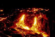 Ekstrusi Magma: Pengertian dan Hasilnya