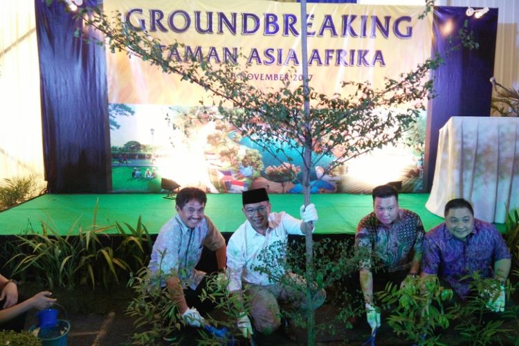 Ada Danau Penangkal Banjir Di Taman Asia Afrika