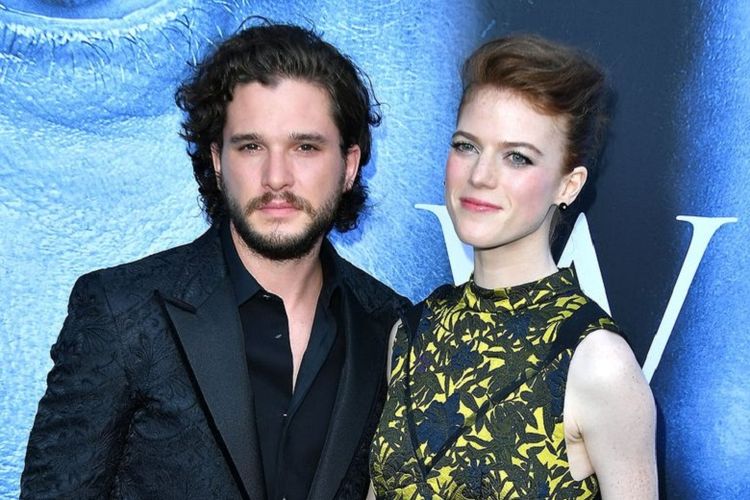 Pasangan suami istri selebritas Kit Harington dan Rose Leslie.