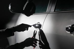 Pegawai PPPK Hendak Gadaikan Mobil DPRD Bangka, Nopol Pelat Merah Dibuang