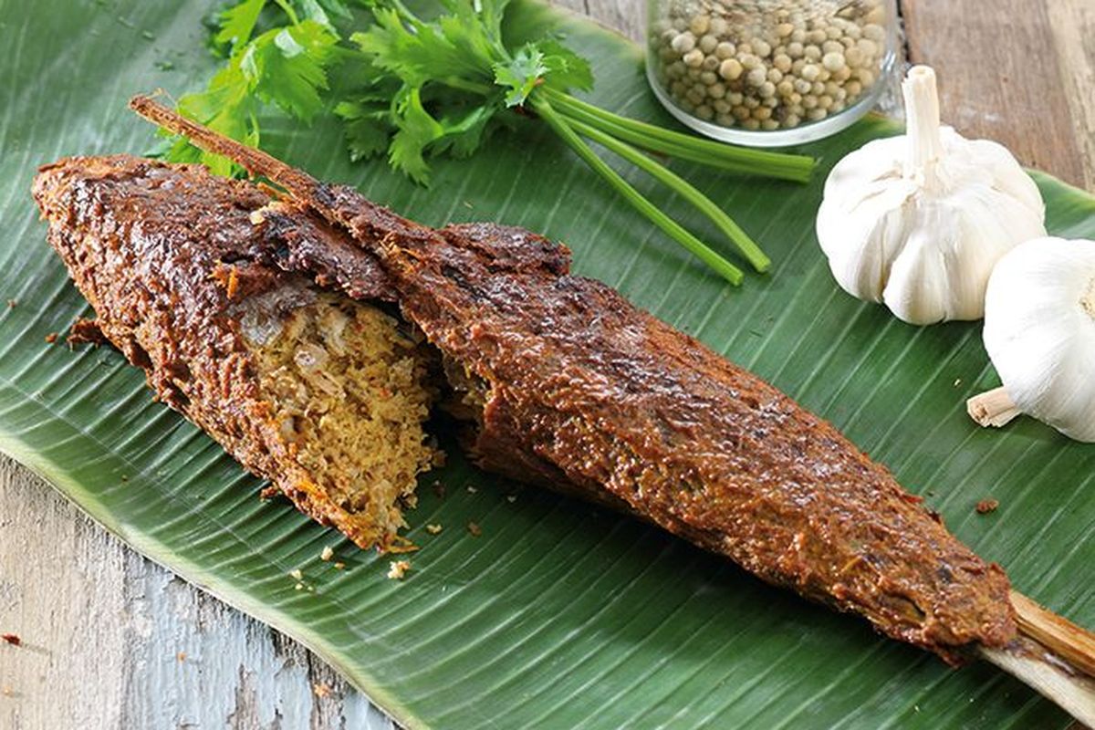 Resep Sate Bandeng Bungkus Daun Pisang, Aromanya Khas