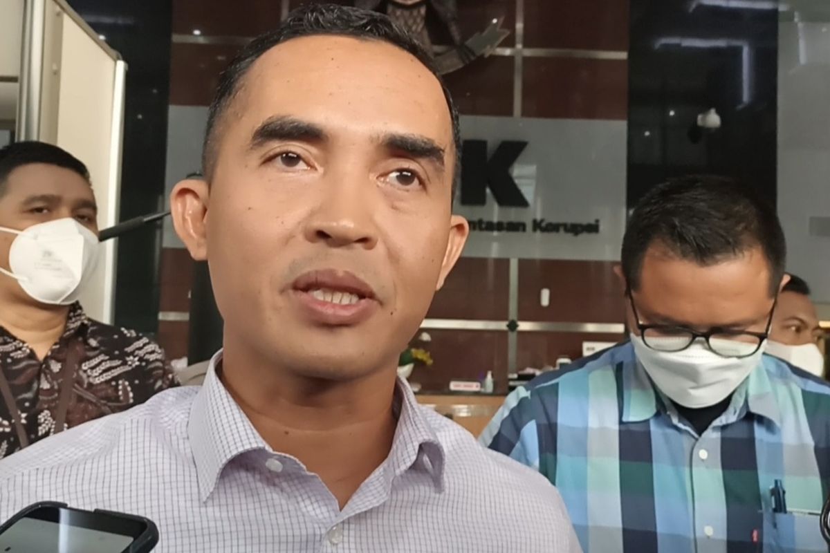 Eks Kepala Kantor Bea dan Cukai Yogyakarta, Eko Darmanto membantah pamer sejumlah barang mewah seperti mobil antik di media sosial, Selasa (7/3/2023).