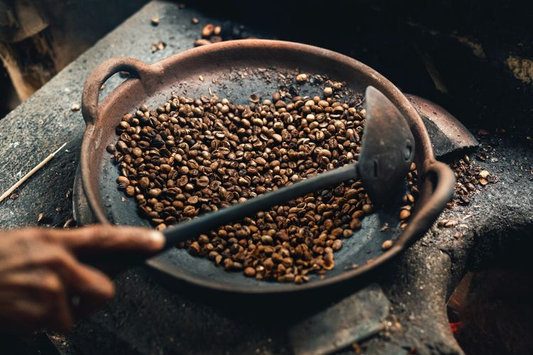 Pilihan sangrai kopi memengaruhi cita rasa dan pengolahan lanjutan dari kopi saat disajikan. 