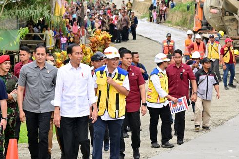Tinjau Jalan Inpres di IKN, Jokowi Targetkan Selesai Dibangun Akhir 2023