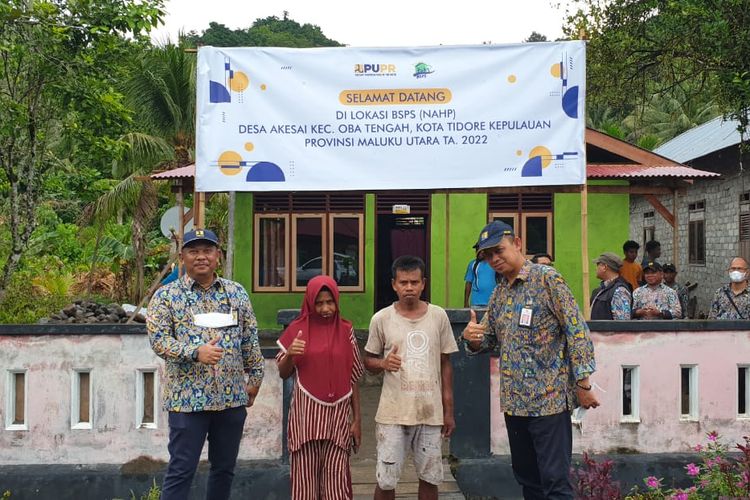 Bantuan bedah rumah di Kota Tidore Kepulauan, Provinsi Maluku Utara (Malut).
