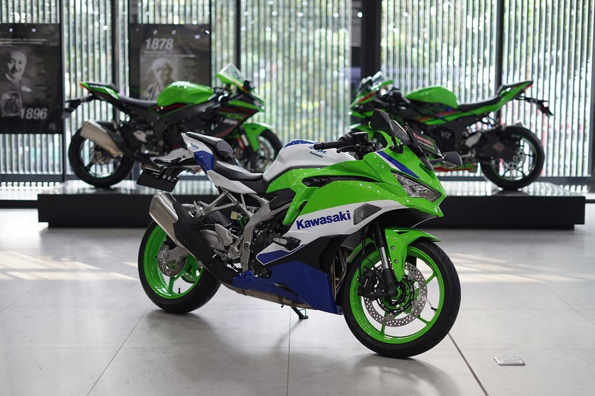 Eksklusif: Kawasaki Ninja ZX-25RR Edisi Spesial Meluncur dengan Harga Premium Rp 138 Juta