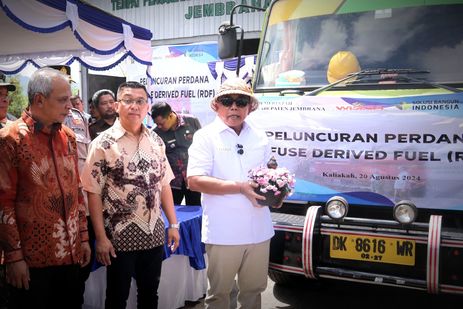 Luncurkan RDF, Bupati Tamba Optimistis 100.000 Ton Sampah TPA Tuntas dalam 4 Tahun